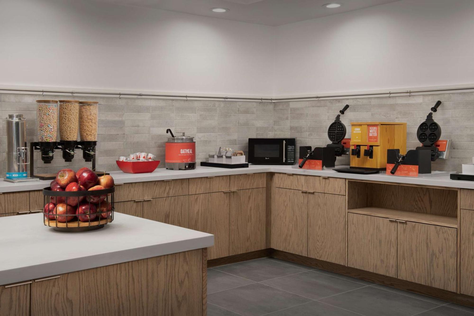 Hotel Hampton Inn&suites 3*